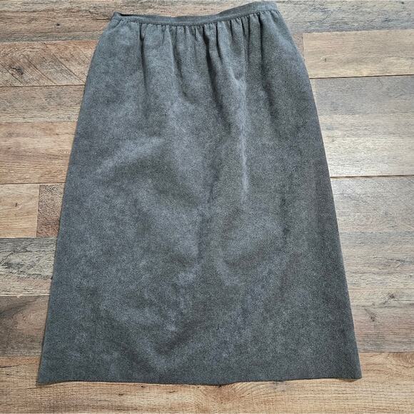 Norma Walters Dresses & Skirts - Vintage Norma Walters Gray Suede Ruched Waistband Midi Pocket Skirt Size 10